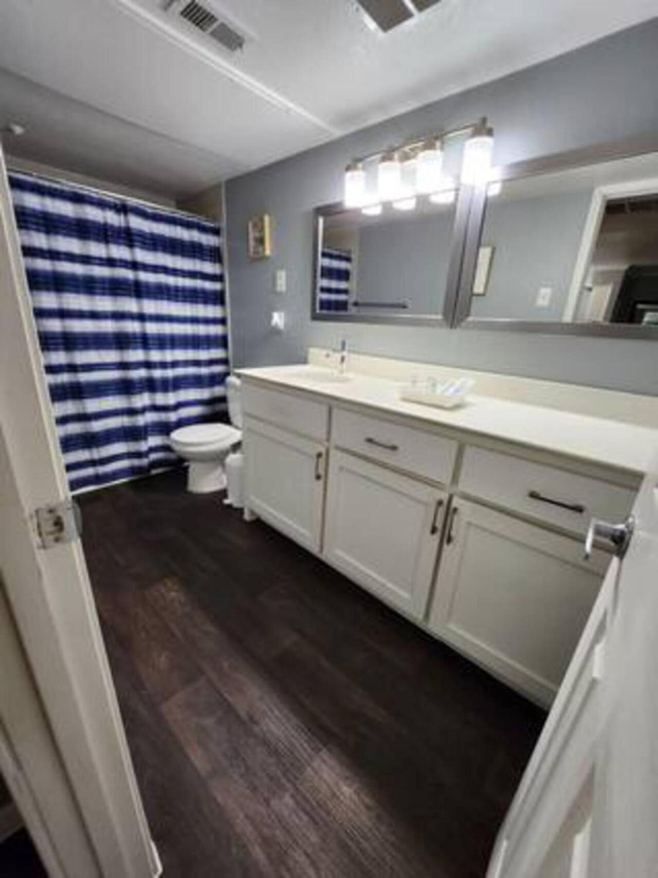 Blue Shark *B501* @ Medical Center 1Br Modern King Apartment With Private Patio Houston Exteriör bild